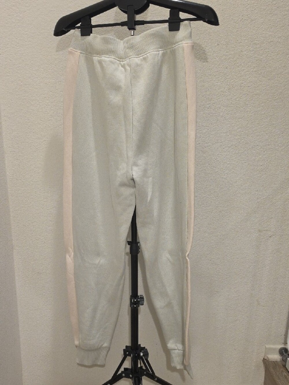 Women's Light Mint Hooded Sweatshirt & Jogger Set -Brand- GUESS - Picture 5 of 6